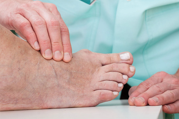 Premiere Pointe Podiatry | Custom Orthotics, Geriatric Foot Care and Minimally Invasive Surgery